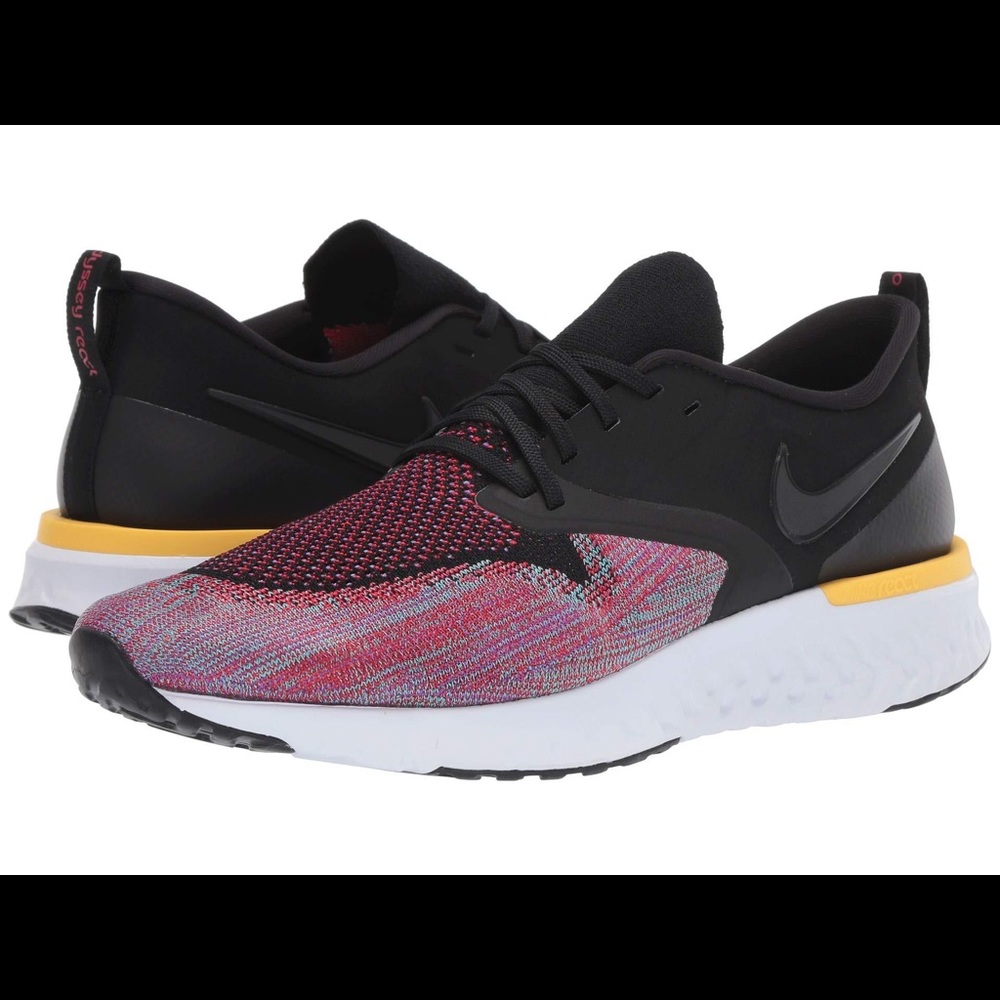 Nike Odyssey React Flyknit 2 Sneakers